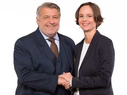 KR Otto Ordelt  hat nach mehr als 12 Jahren die Geschäftsführung de Knauf GmbH an Frau Mag.a Ingrid Janker übergeben.